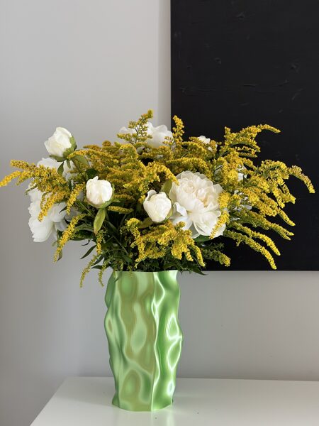 Flower vase "Abstract Apple Green"