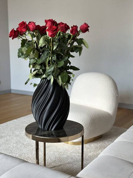 Flower vase  "Whisper Black"